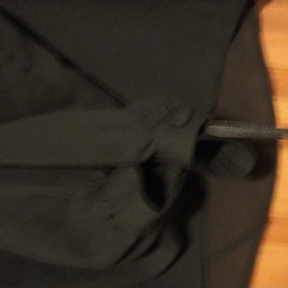 Jordan woman's size 5/6 shear blouse with faux gems/sequins- NWOT - Picture 5 of 11